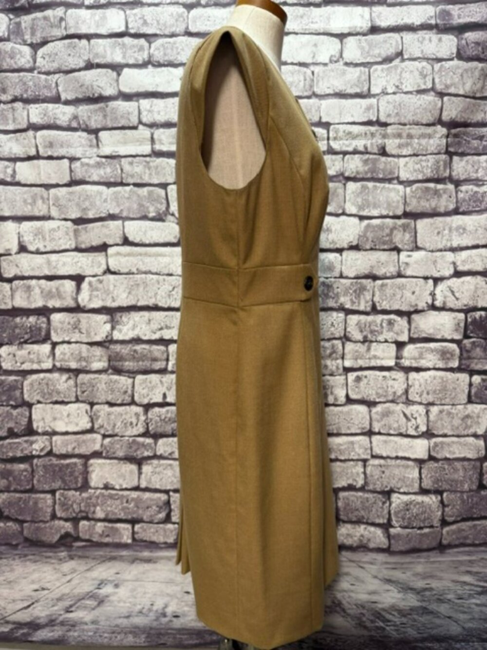 Tahari Camel Colored Fully Lined Cap Sleeve Dress Size 14 - Picture 7 of 8